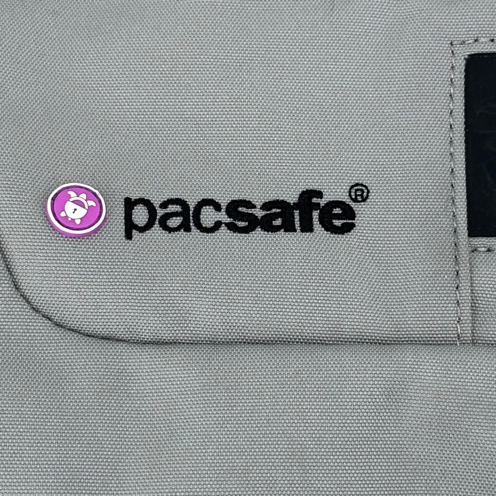 Pacsafe Venturesafe 200 PA025 Anti-Theft Crossbody‎ Gray Black Travel Shoulder